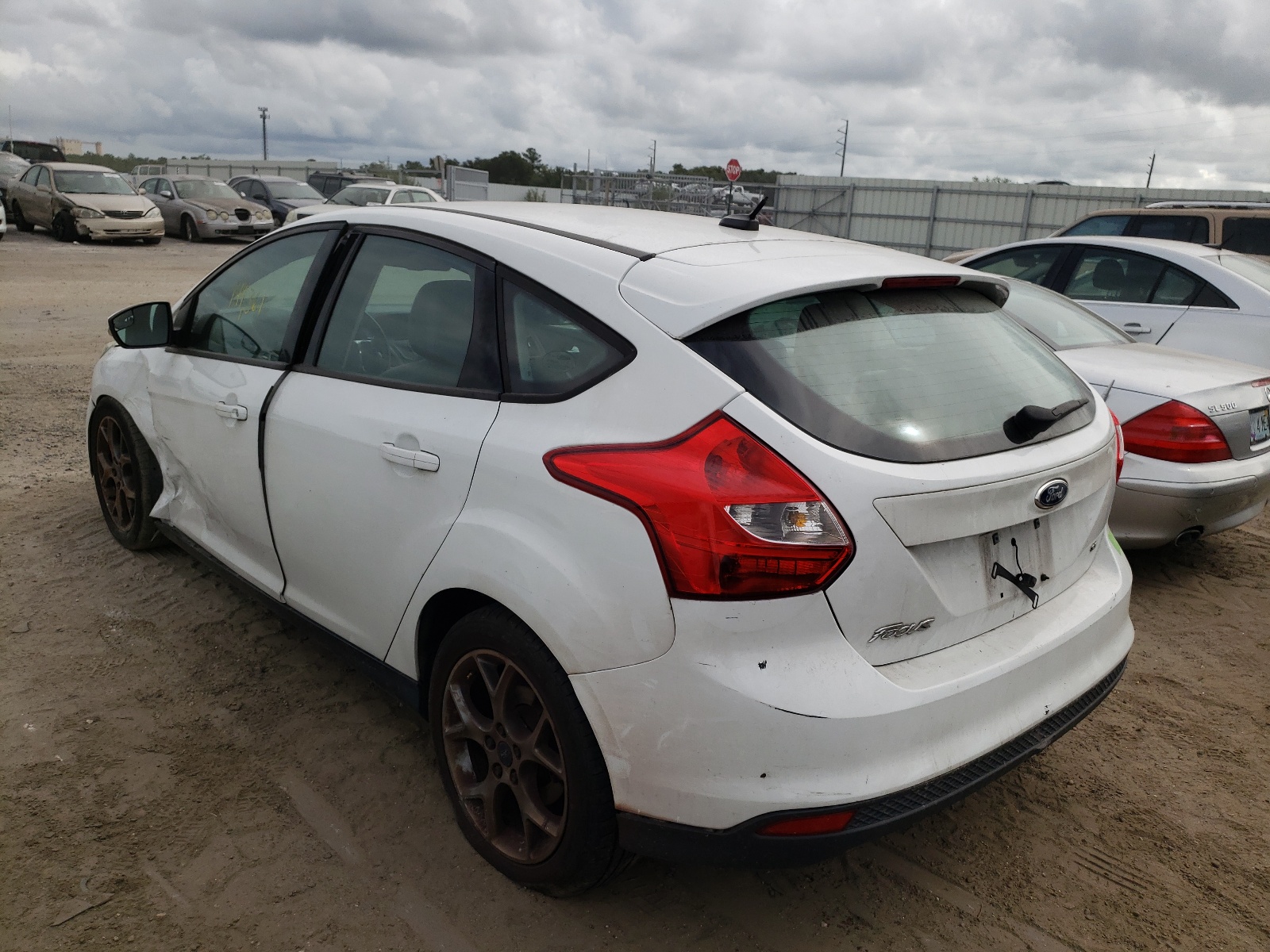 صورة رقم 3 من المزاد - 2014 FORD FOCUS SE مع VIN 1FADP3K21EL337799