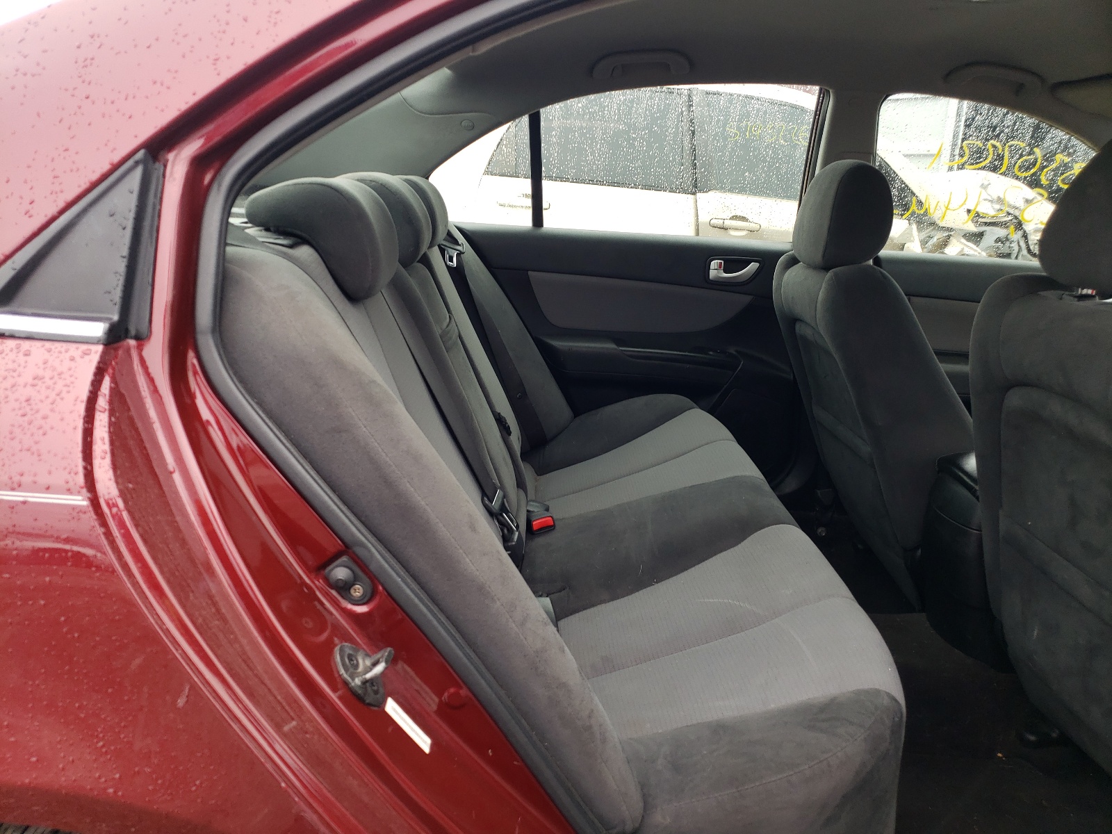 Photo 6 from auction – 2008 HYUNDAI SONATA SE with VIN 5NPEU46F98H367748