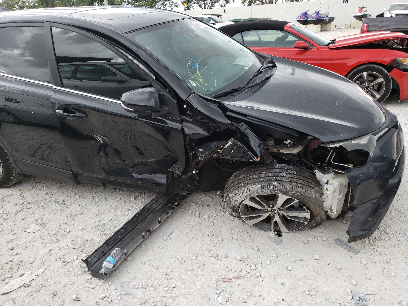 Photo 9 from auction – 2018 TOYOTA RAV4 ADVEN with VIN 2T3WFREV2JW414007