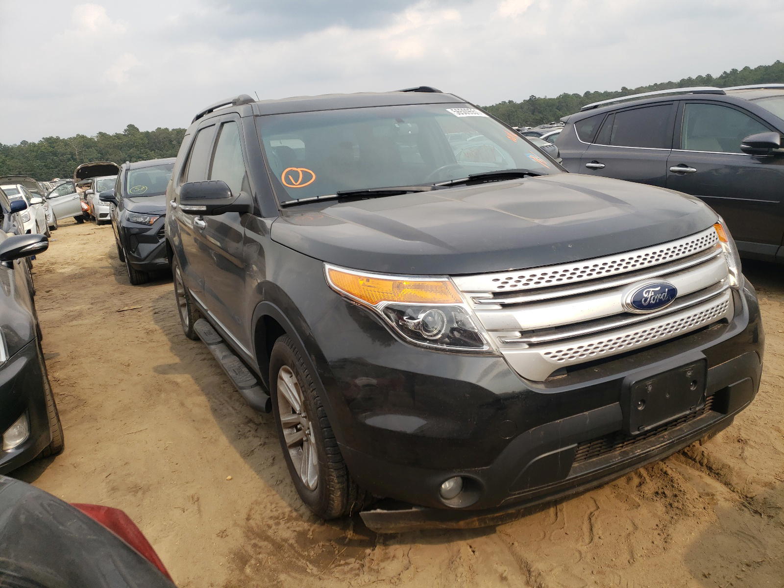 FORD EXPLORER X 2014 with VIN 1FM5K8D83EGB14339 - Photo from auction
