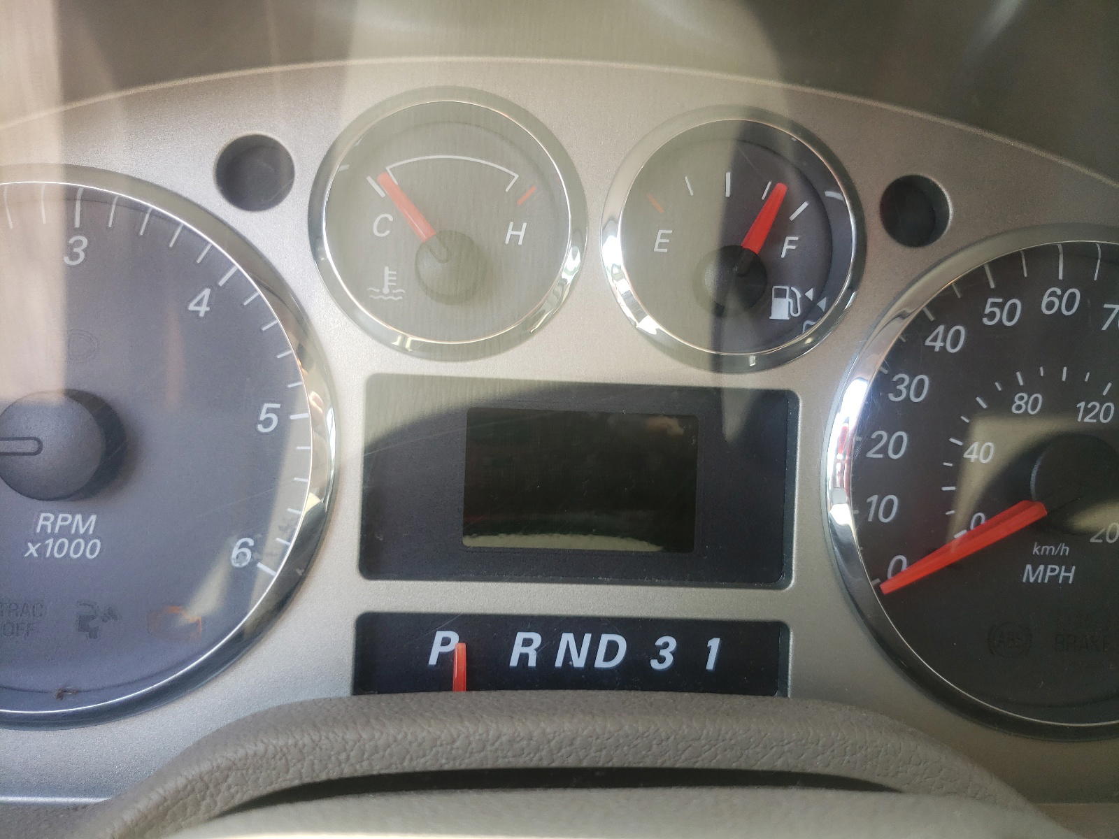 Photo 8 from auction – 2004 MERCURY MONTEREY with VIN 2MRZA20214BJ15564
