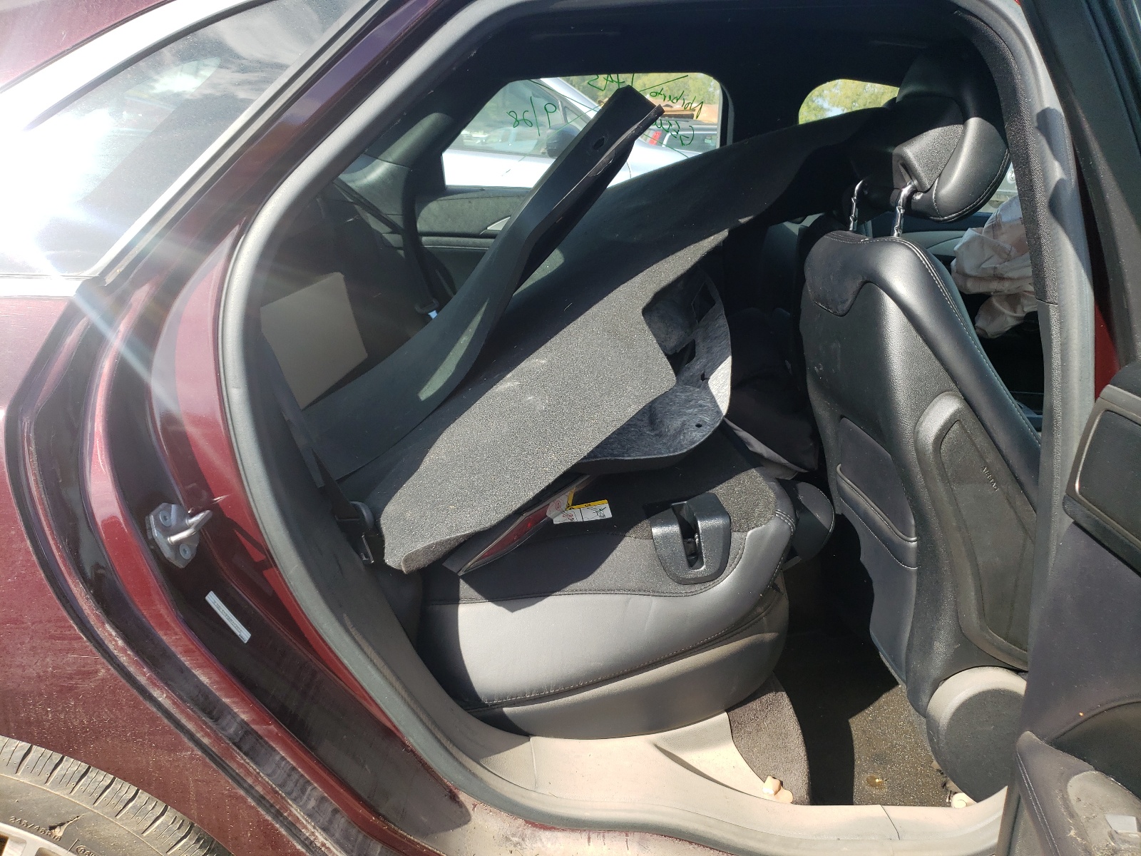 Photo 6 from auction – 2017 LINCOLN MKZ PREMIE with VIN 3LN6L5B95HR612616