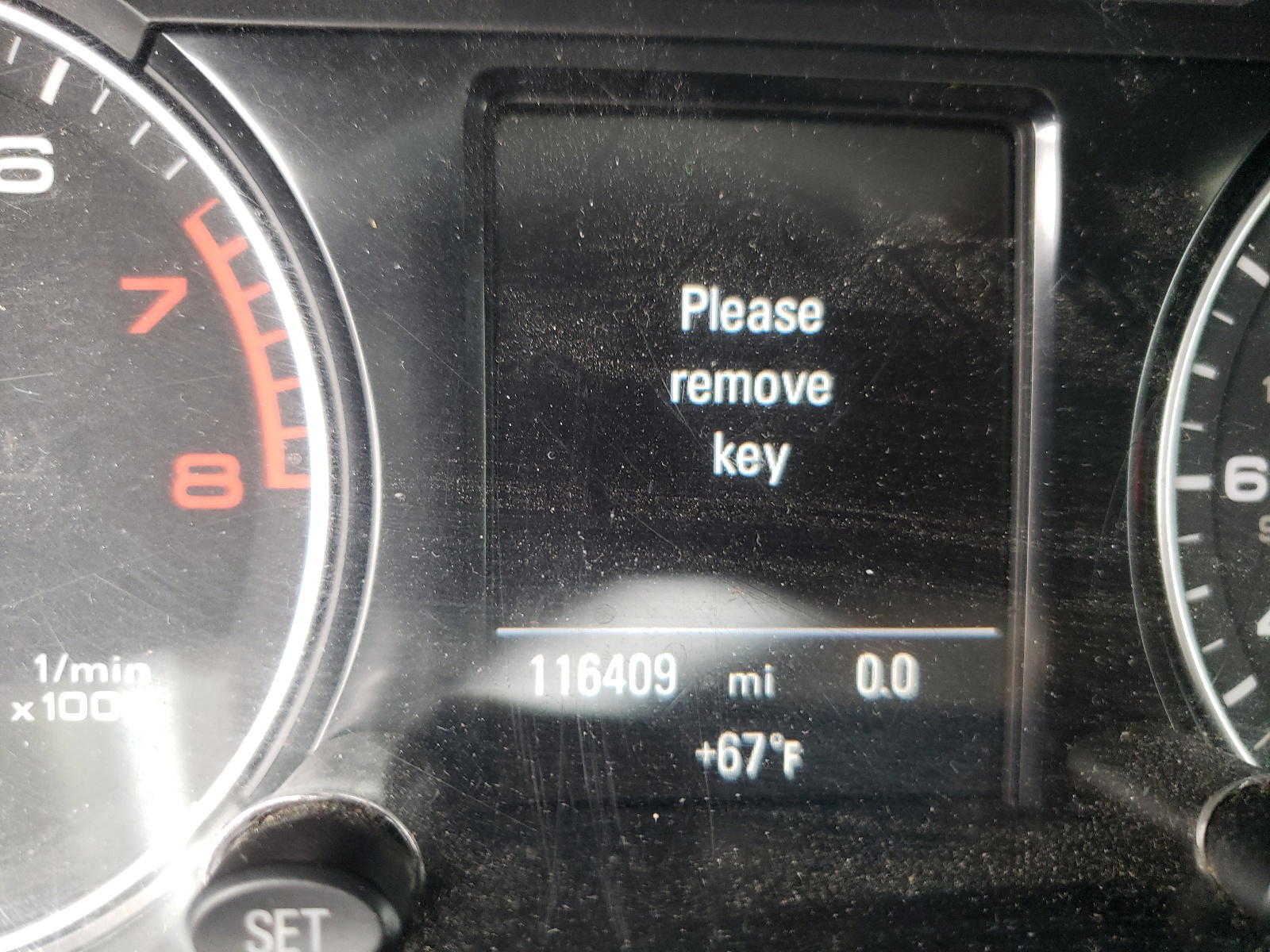 Photo 8 from auction – 2011 AUDI Q5 PREMIUM with VIN WA1DKAFP7BA011848
