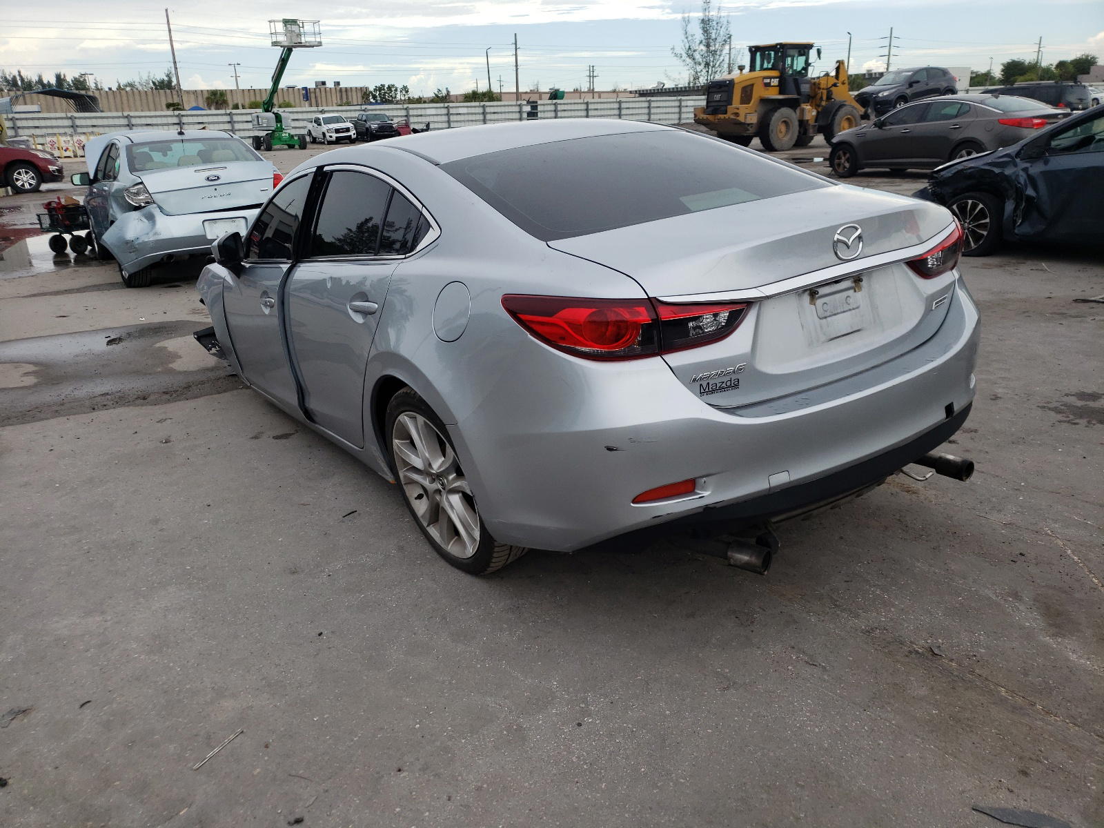 Photo 3 from auction – 2017 MAZDA 6 TOURING with VIN JM1GL1V50H1142385