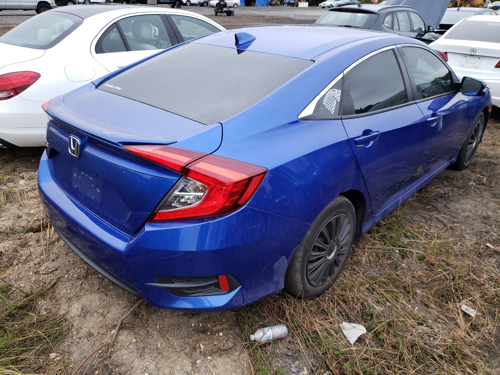 Photo 4 from auction – 2018 HONDA CIVIC EX with VIN 2HGFC2F79JH507155