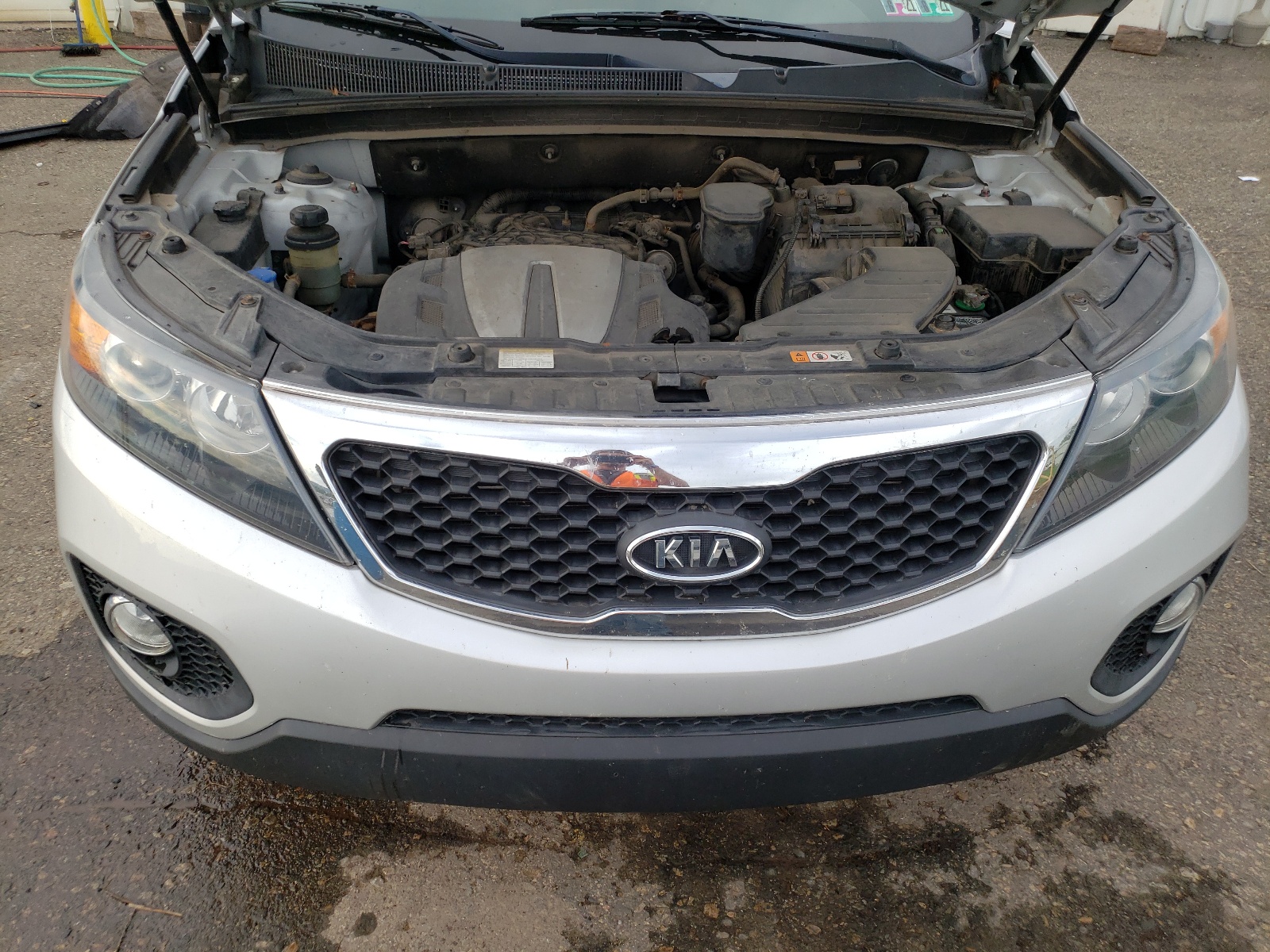Photo 7 from auction – 2013 KIA SORENTO EX with VIN 5XYKUDA28DG396876