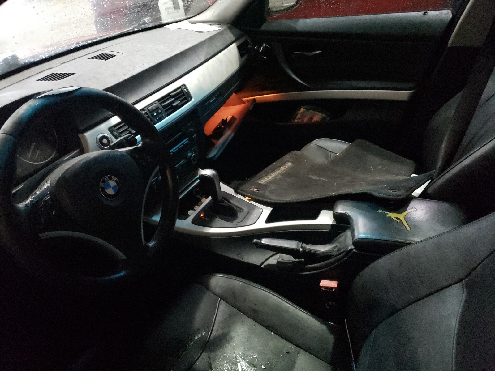 Photo 5 from auction – 2007 BMW 328 XI with VIN WBAVC93527KX56692