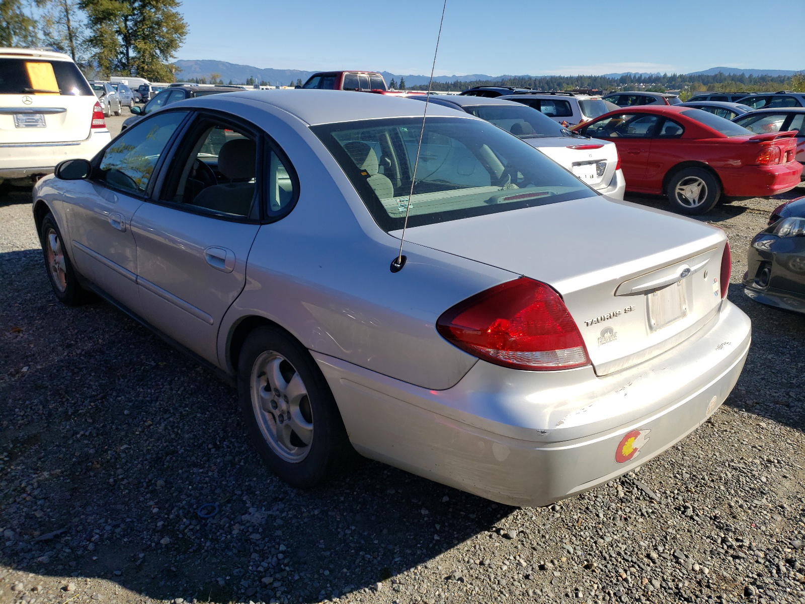 Photo 3 from auction – 2004 FORD TAURUS SE with VIN 1FAFP53U54G196120
