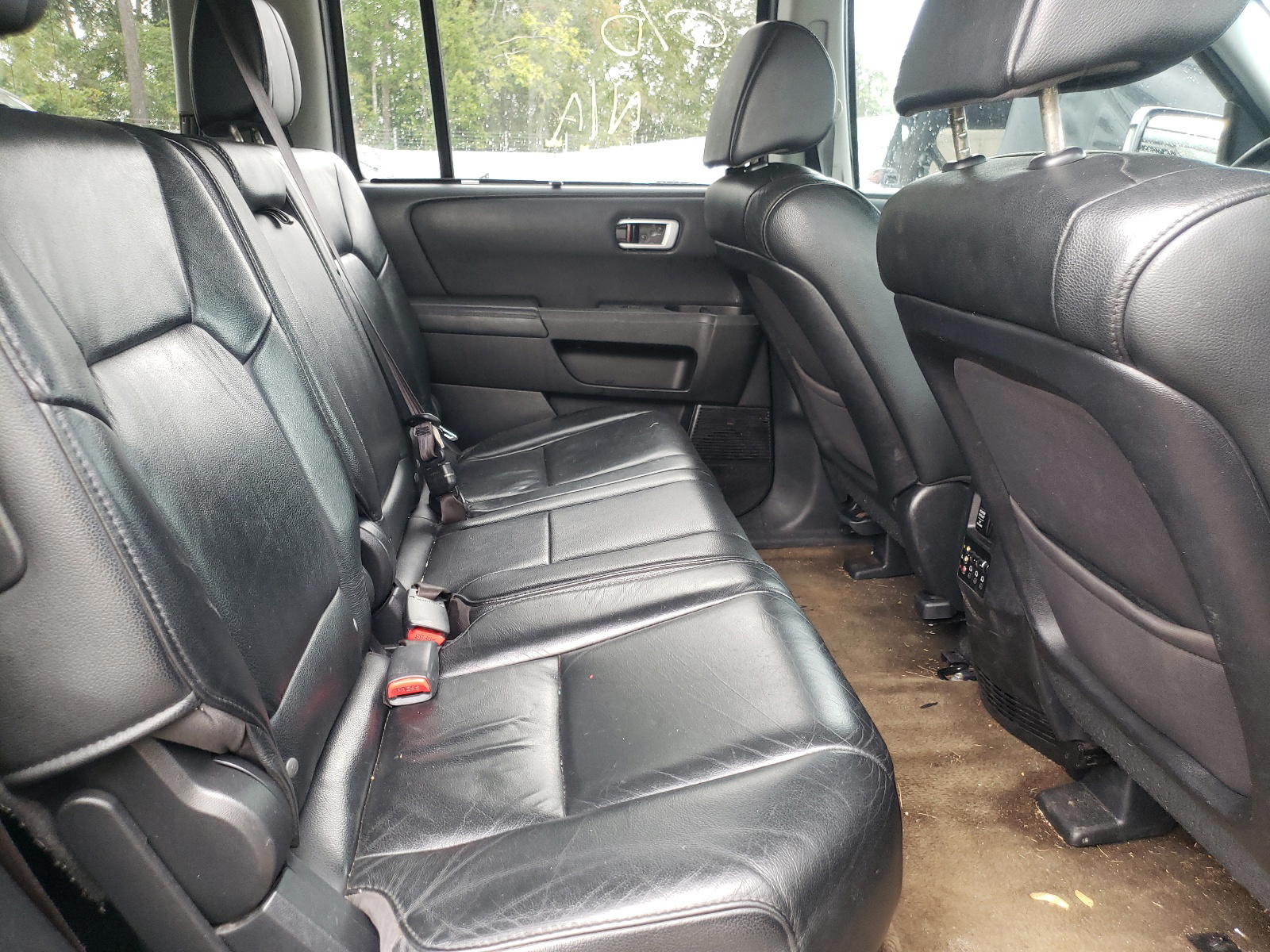 Photo 6 from auction – 2013 HONDA PILOT TOUR with VIN 5FNYF4H99DB076593