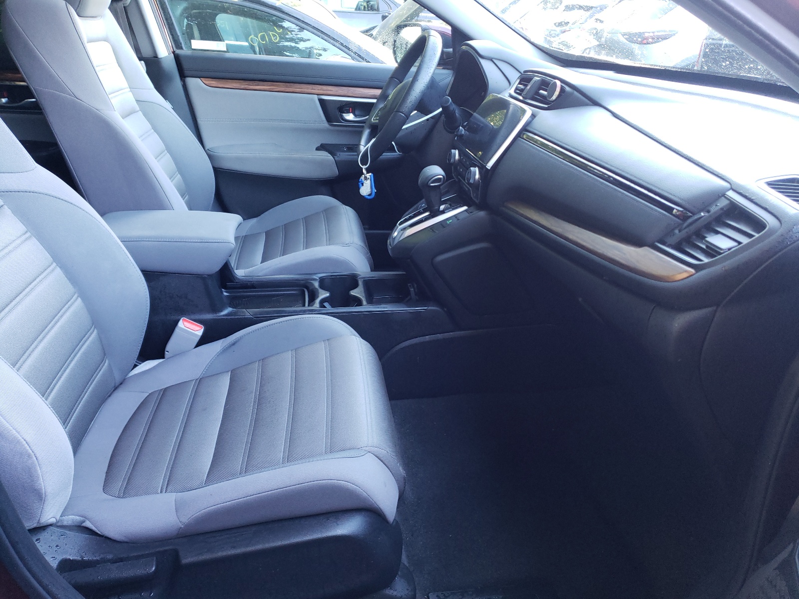 Photo 5 from auction – 2019 HONDA CR-V EX with VIN 2HKRW2H57KH613739