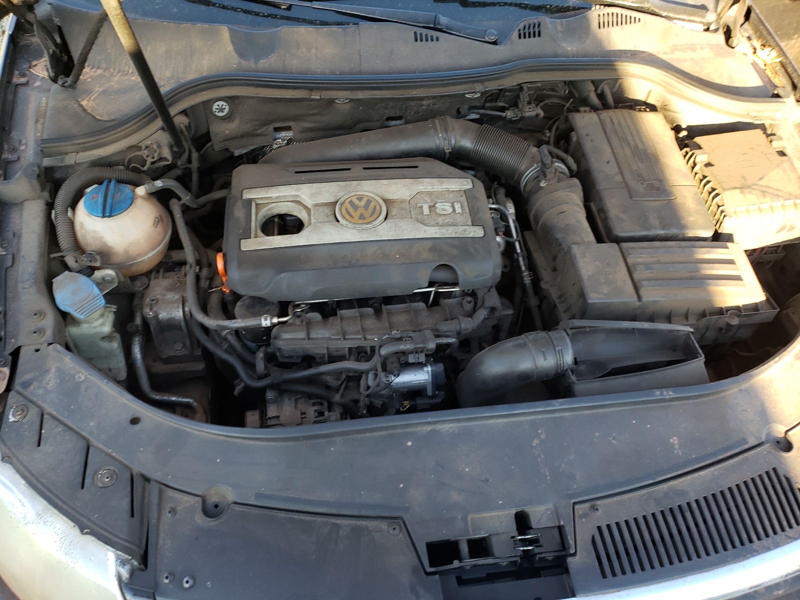 Photo 7 from auction – 2009 VOLKSWAGEN PASSAT TUR with VIN WVWJK73C19P046602