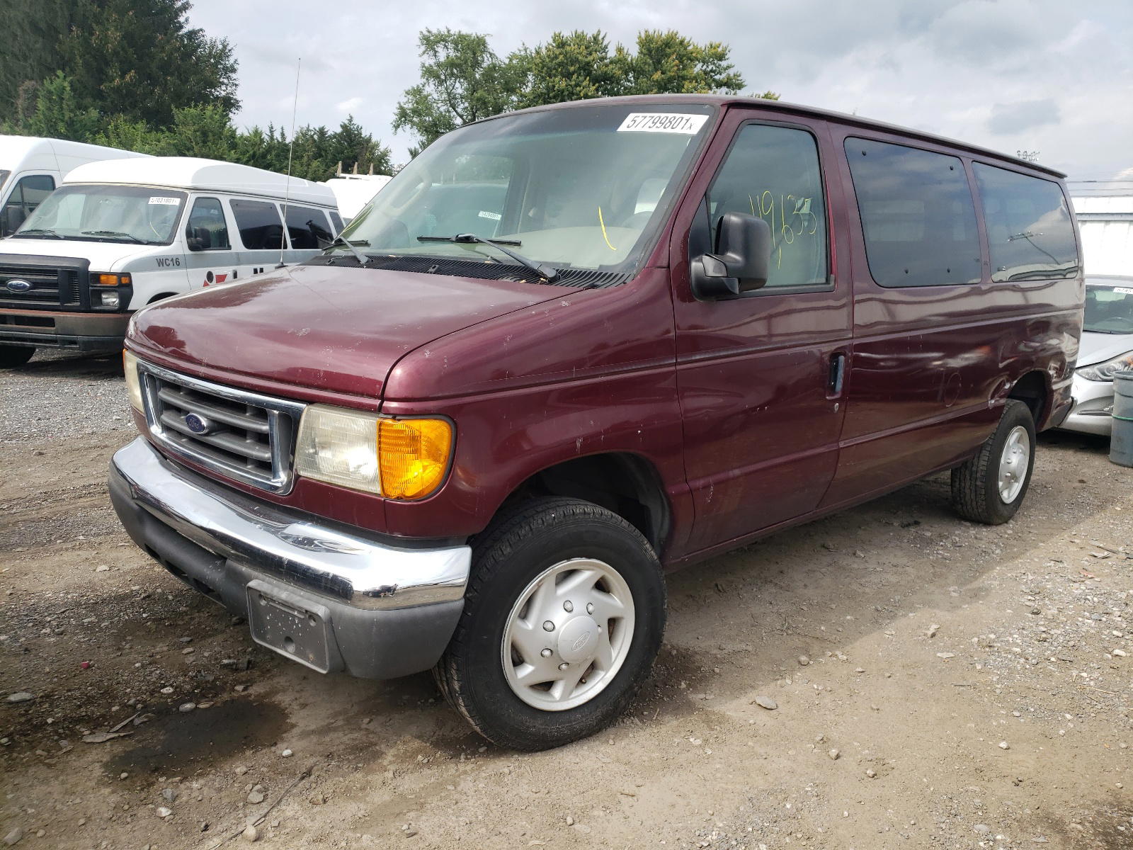Photo 2 from auction – 2005 FORD ECONOLINE with VIN 1FBNE31L95HB38019