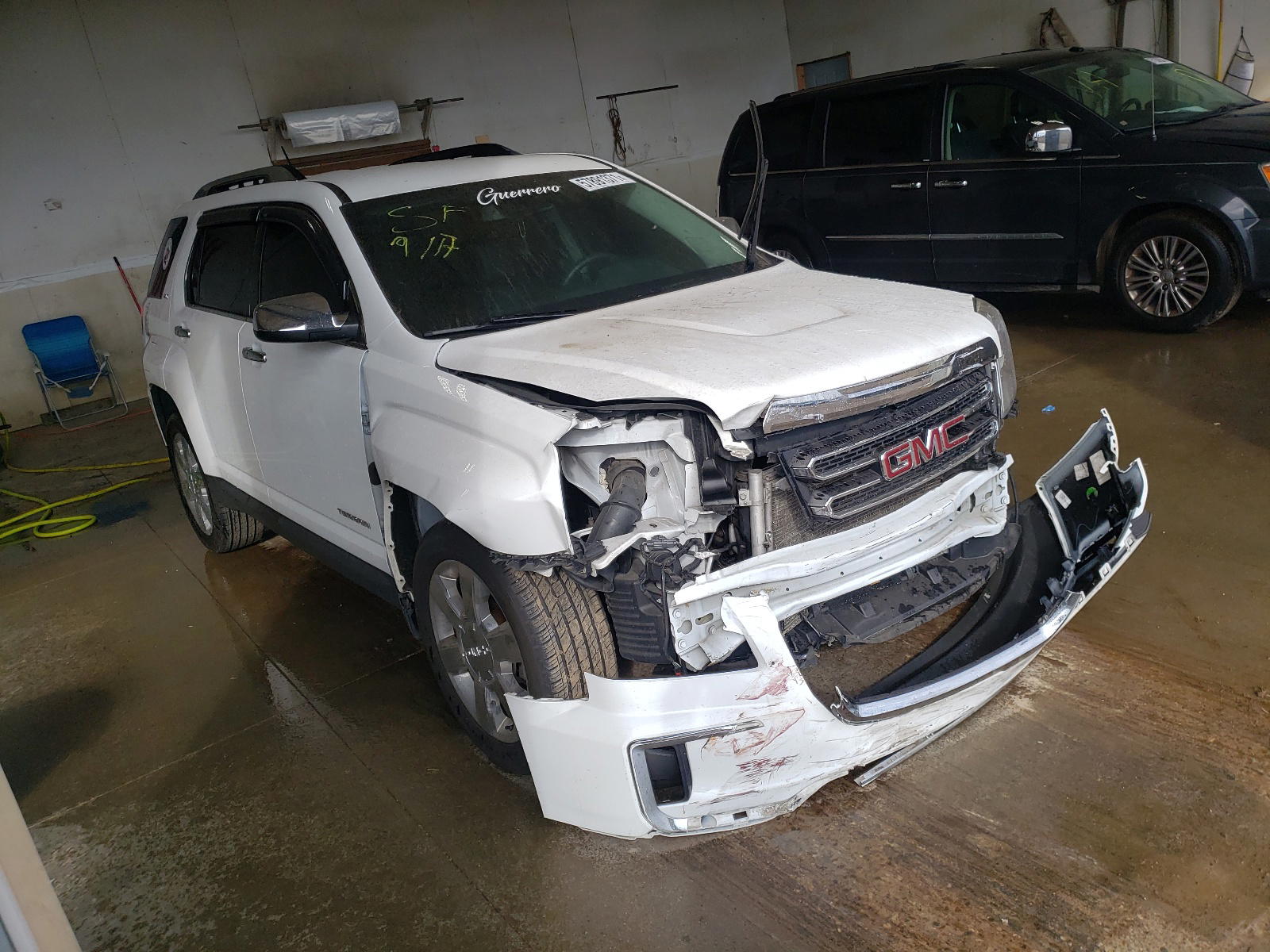 GMC TERRAIN SL 2016 with VIN 2GKFLUE31G6190621 - Photo from auction
