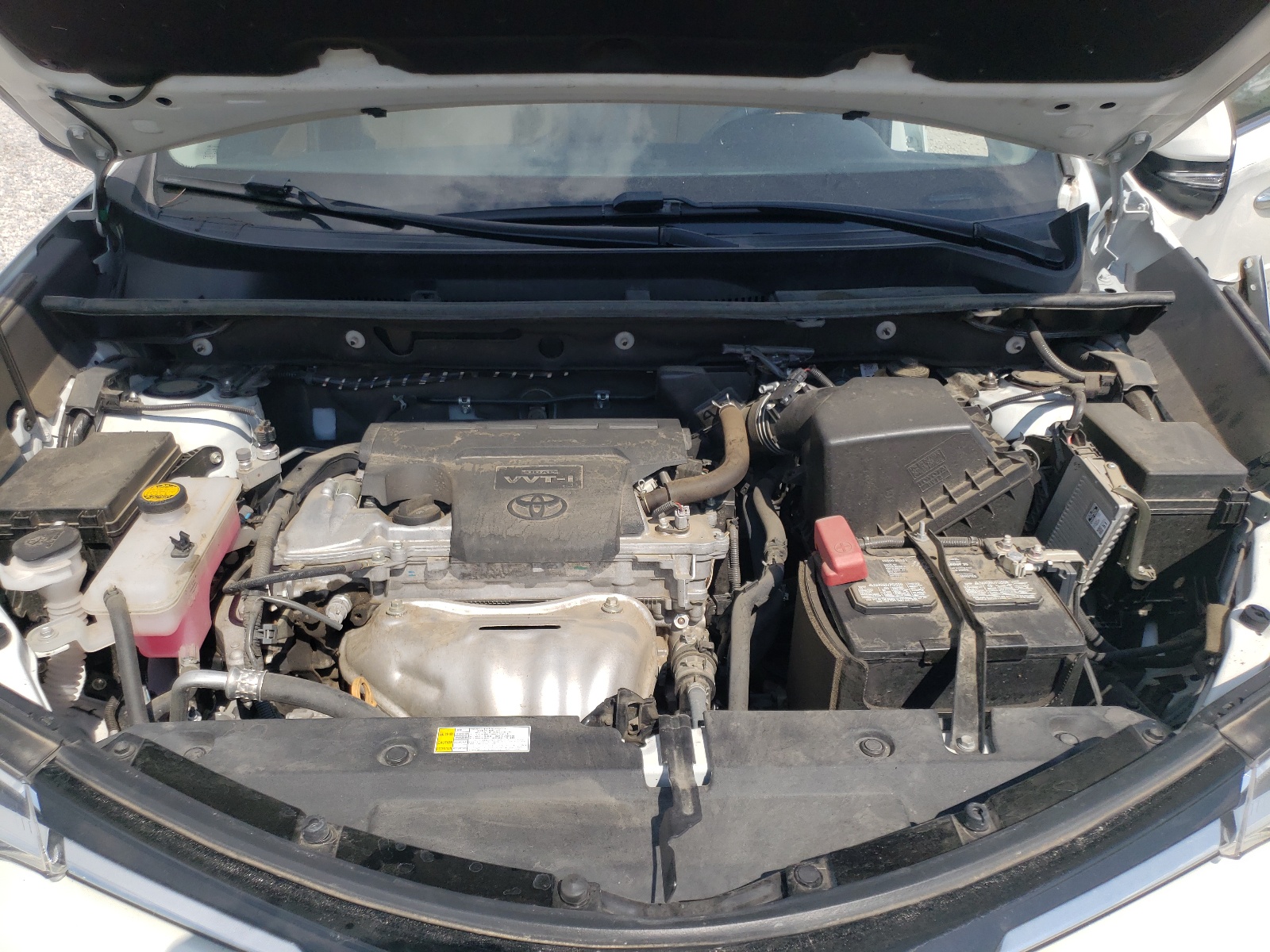 Photo 7 from auction – 2018 TOYOTA RAV4 LIMIT with VIN 2T3YFREV4JW444053