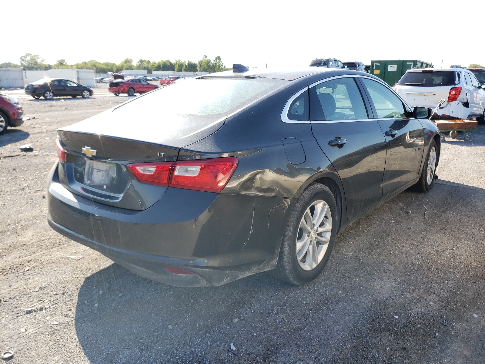 Photo 4 from auction – 2017 CHEVROLET MALIBU LT with VIN 1G1ZE5ST8HF250021