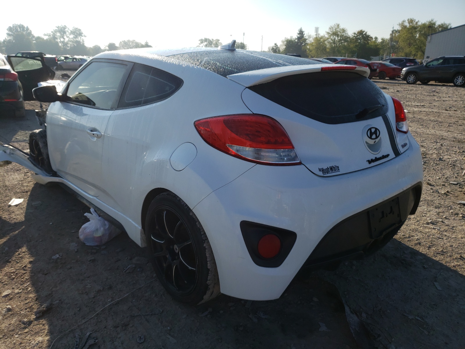 Photo 3 from auction – 2015 HYUNDAI VELOSTER T with VIN KMHTC6AE4FU221552