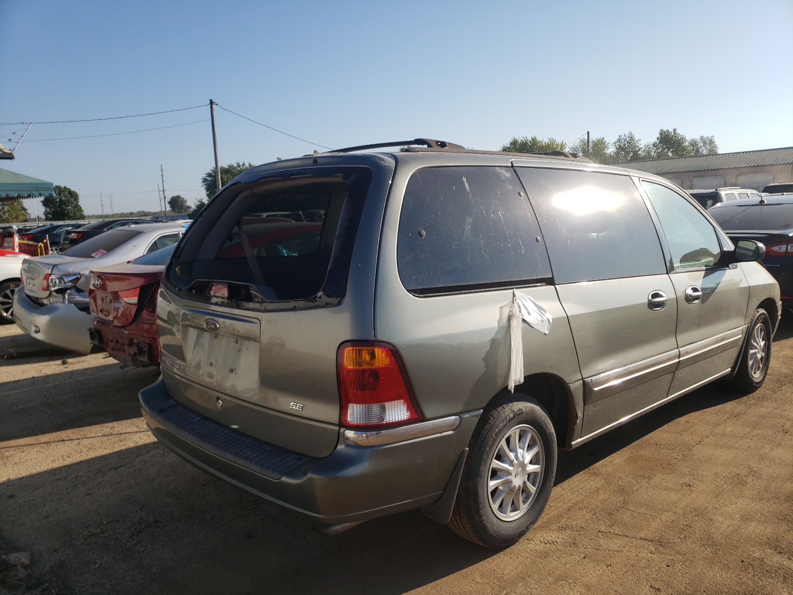 Zdjęcie 4 z aukcji – 2000 FORD WINDSTAR S z VIN 2FMZA5240YBA01821