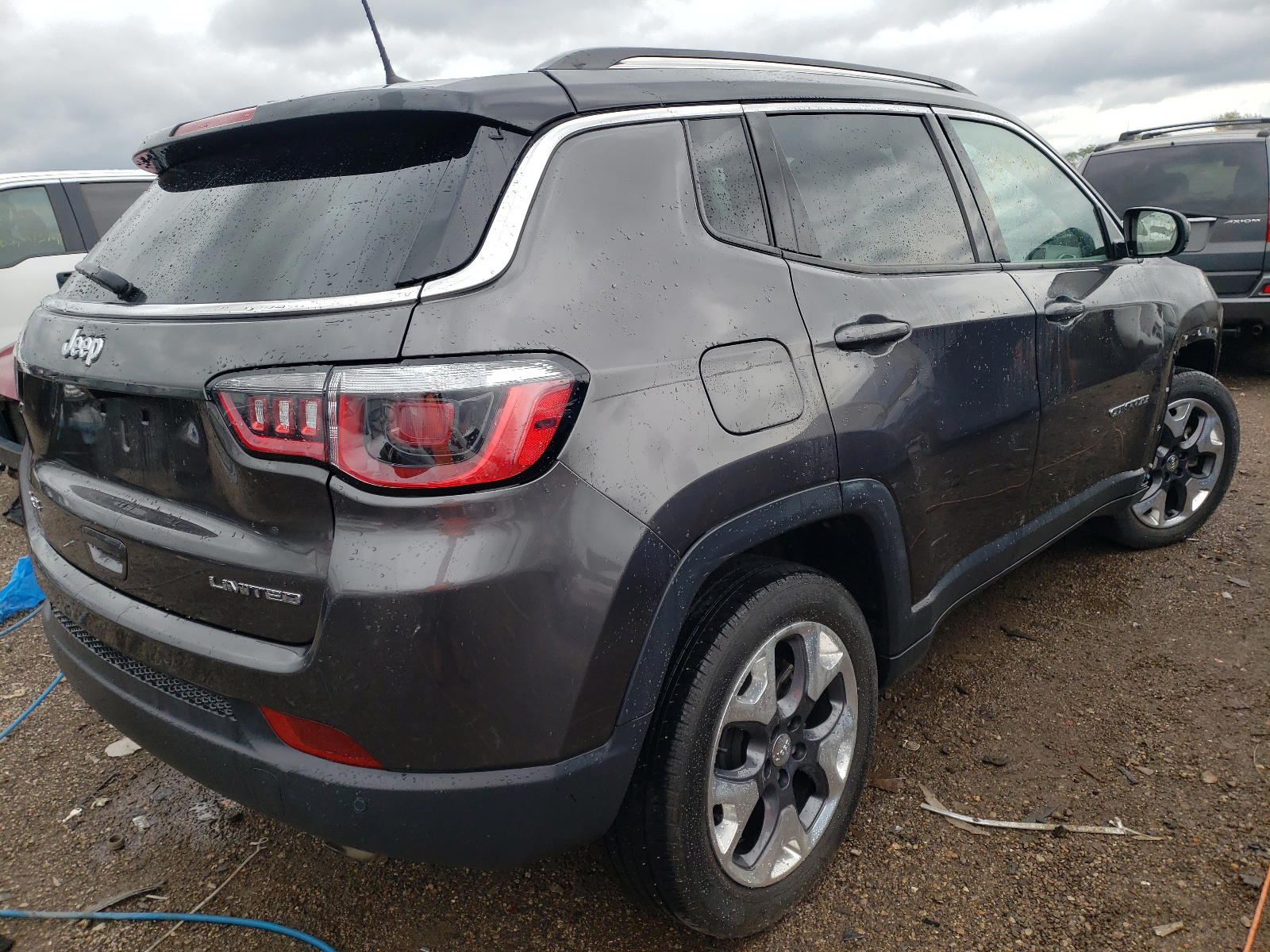 Photo 4 from auction – 2019 JEEP COMPASS LI with VIN 3C4NJDCB7KT673204