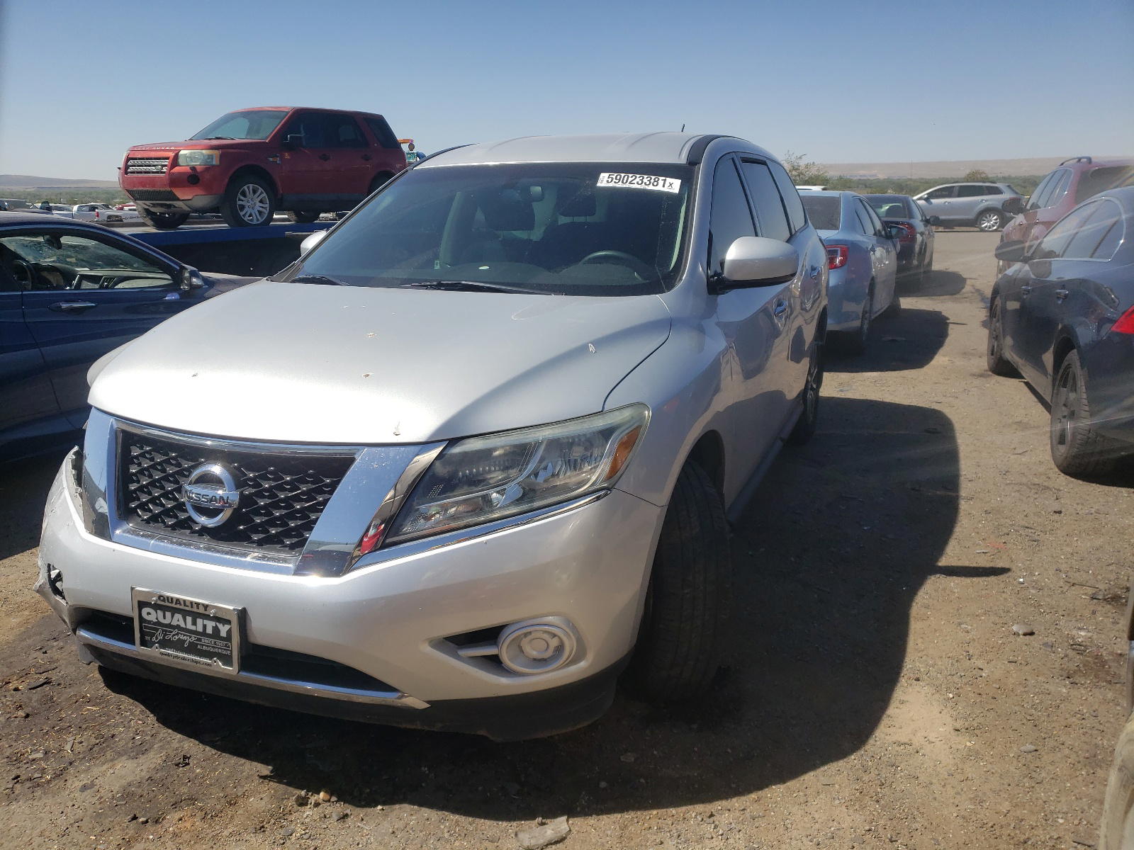 Photo 2 from auction – 2014 NISSAN PATHFINDER with VIN 5N1AR2MN0EC696789
