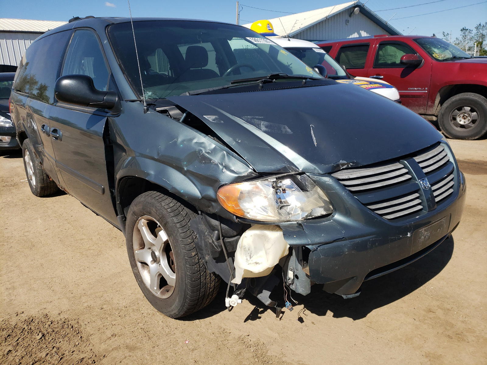 DODGE GRAND CARA 2006 with VIN 2D4GP44L36R649752 - Photo from auction
