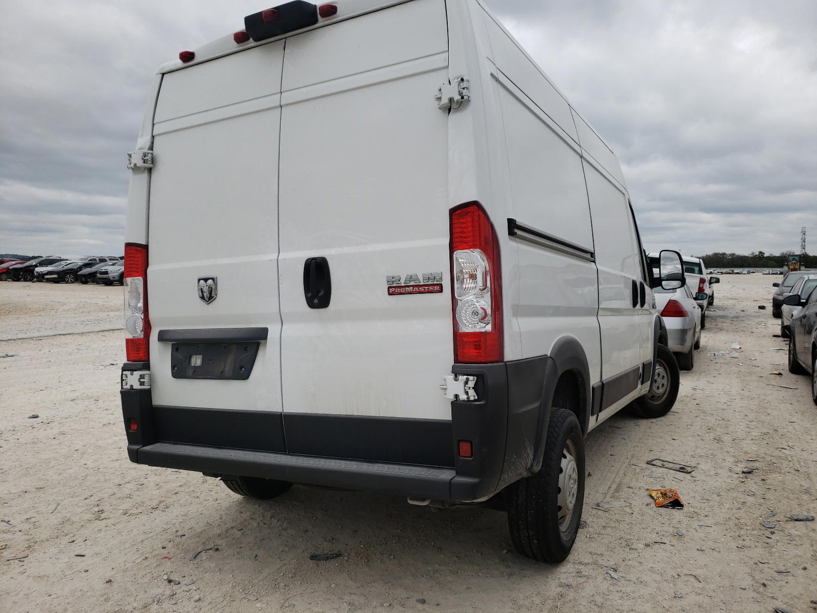 Photo 4 from auction – 2020 RAM PROMASTER with VIN 3C6TRVBG2LE103448