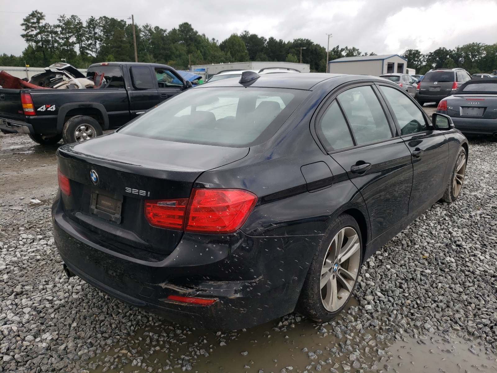 Photo 4 from auction – 2014 BMW 328 I with VIN WBA3A5G52ENP31898