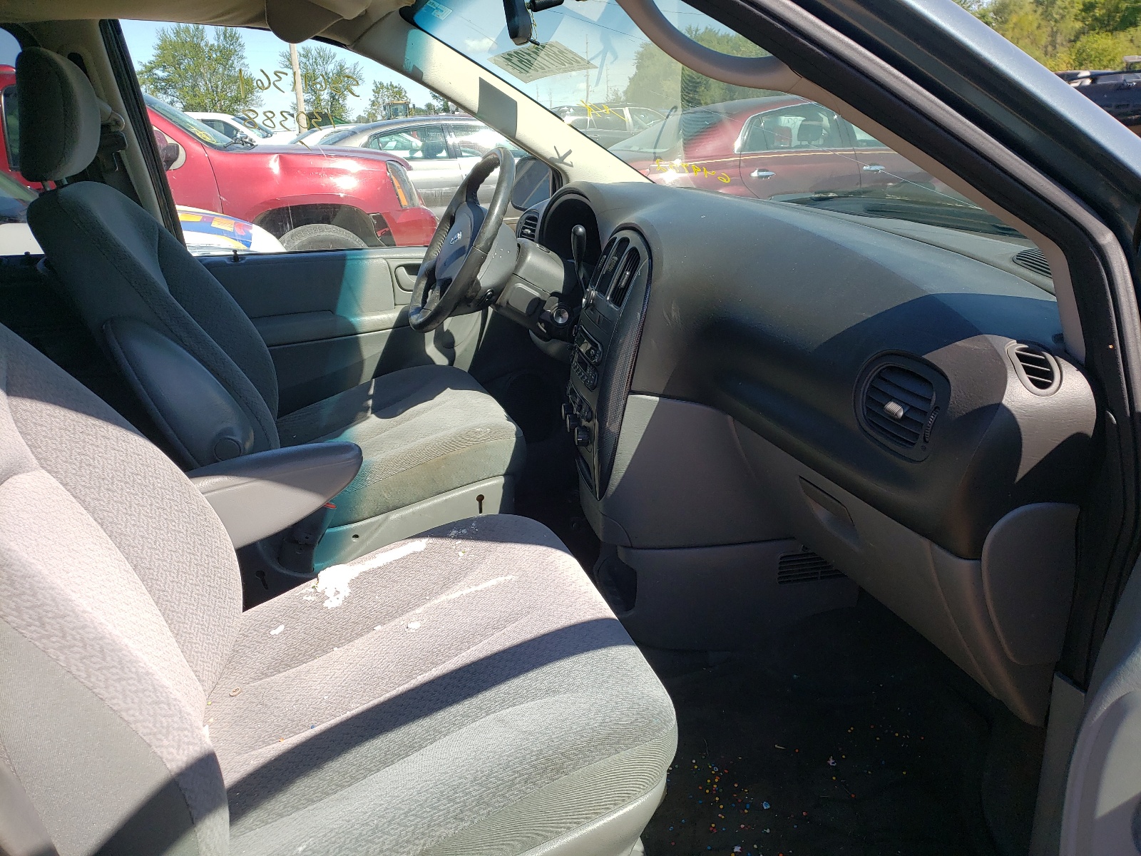Zdjęcie 5 z aukcji – 2006 DODGE GRAND CARA z VIN 2D4GP44L36R649752