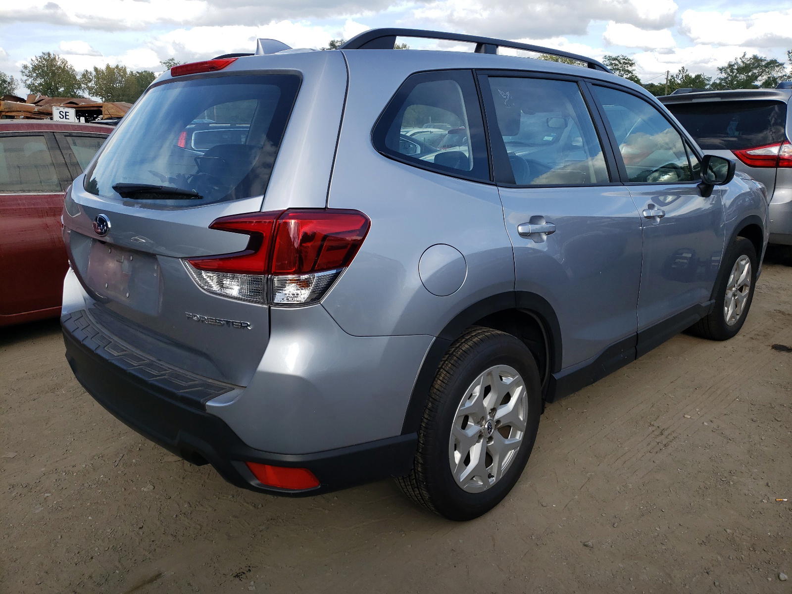 Photo 4 from auction – 2020 SUBARU FORESTER with VIN JF2SKADC0LH566423