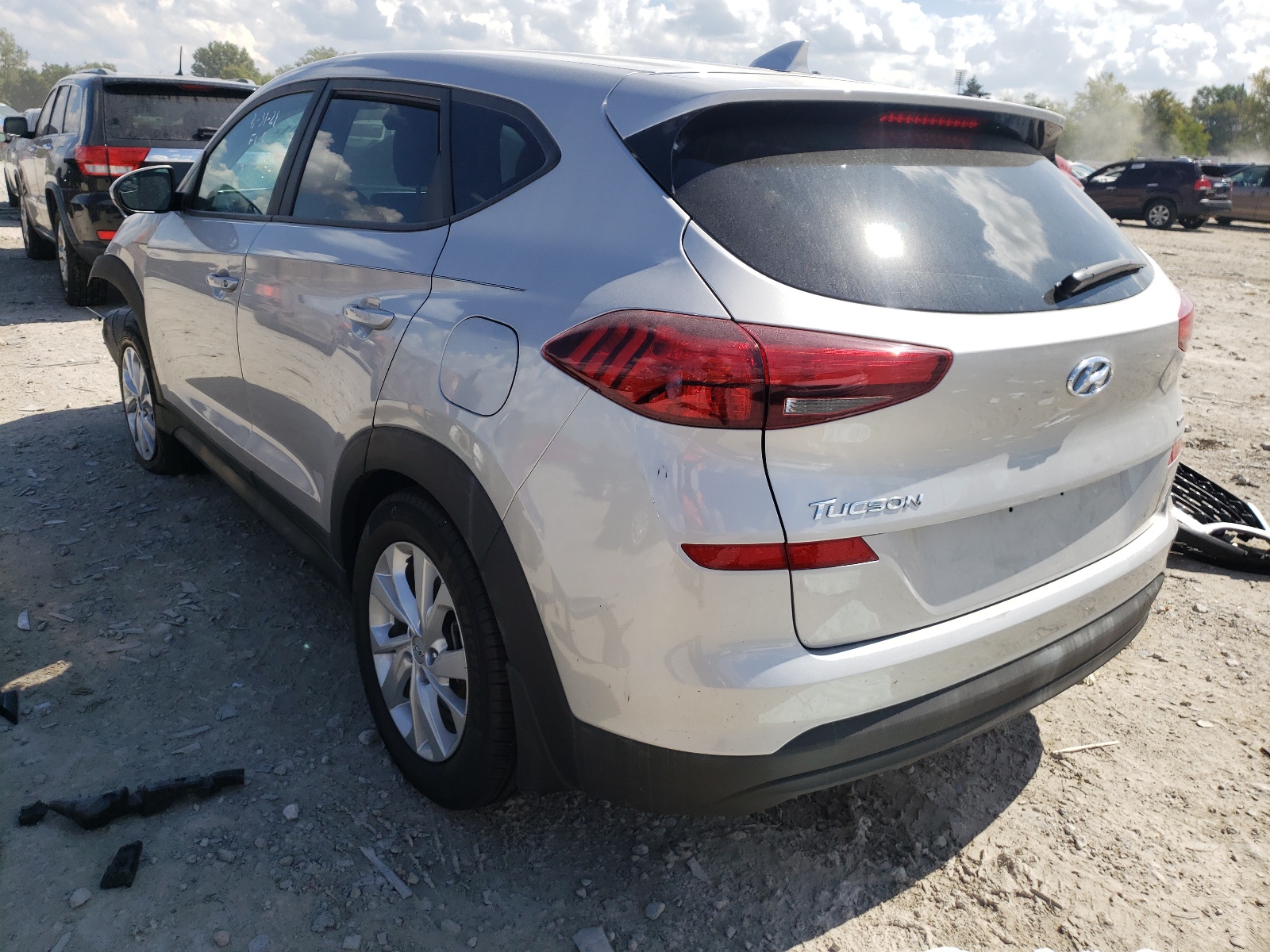 Photo 3 from auction – 2020 HYUNDAI TUCSON SE with VIN KM8J2CA44LU134911
