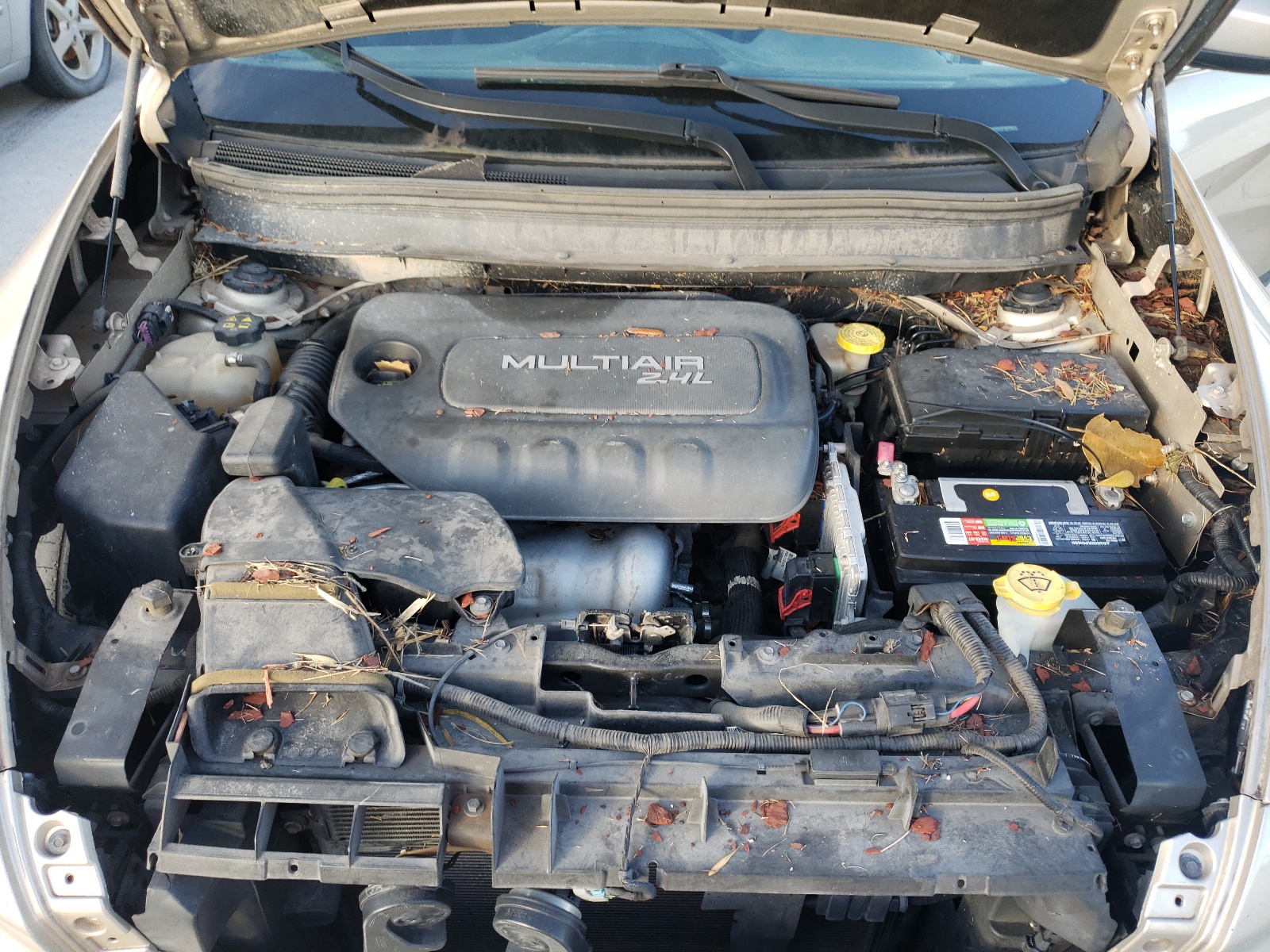 Photo 7 from auction – 2014 JEEP CHEROKEE L with VIN 1C4PJLCB6EW273748