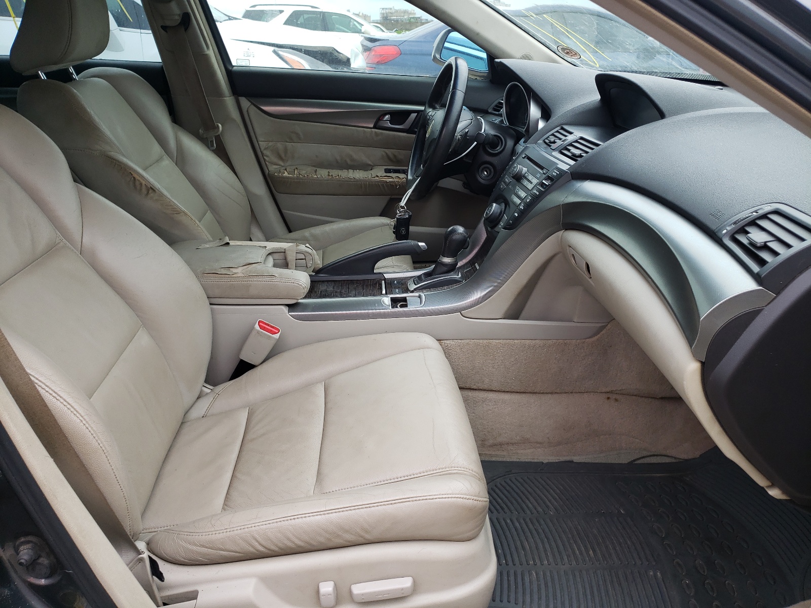 Photo 5 from auction – 2009 ACURA TL with VIN 19UUA86299A025560