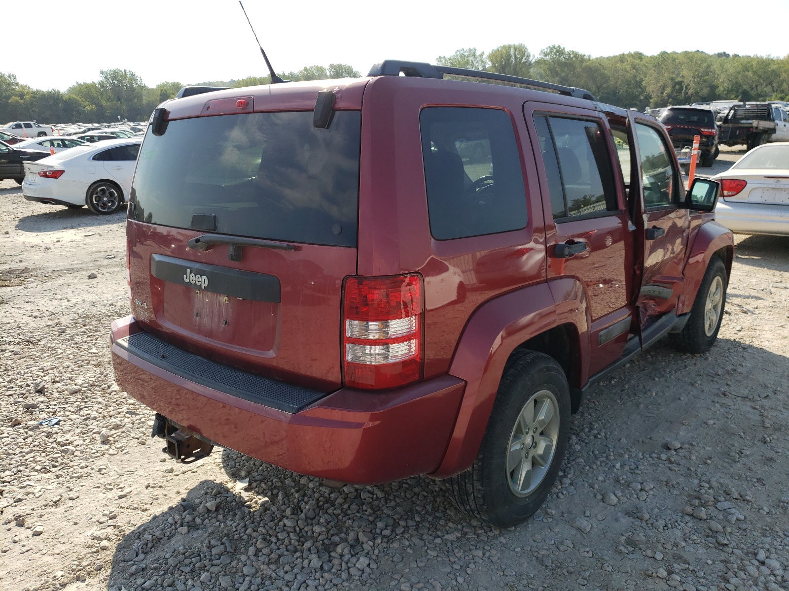 Photo 4 from auction – 2011 JEEP LIBERTY SP with VIN 1J4PN2GK9BW523627
