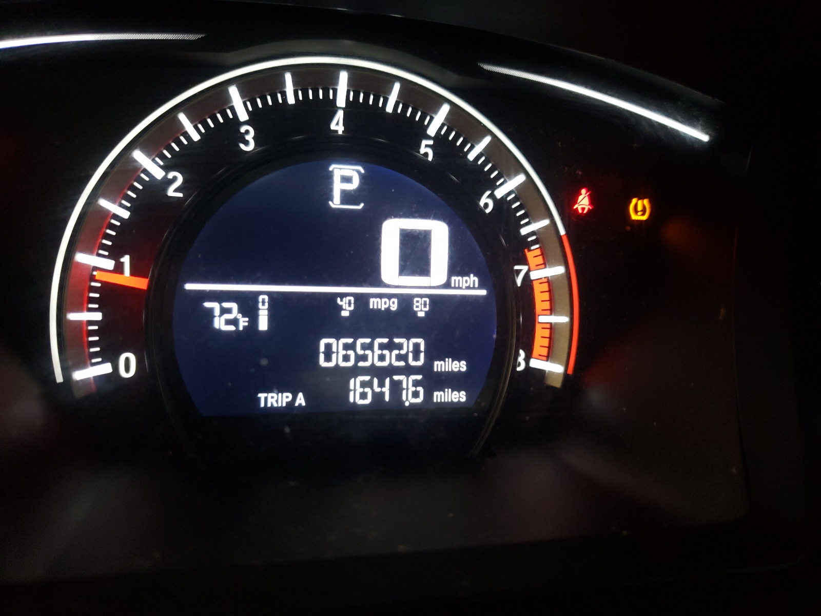 Photo 8 from auction – 2016 HONDA CIVIC LX with VIN 2HGFC2F51GH543753