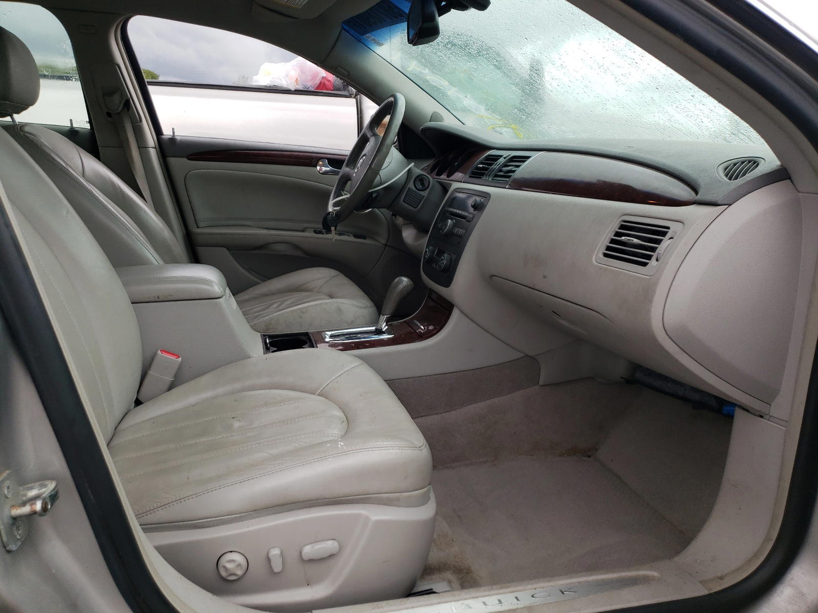 Photo 5 from auction – 2006 BUICK LUCERNE with VIN 1G4HD57267U150785