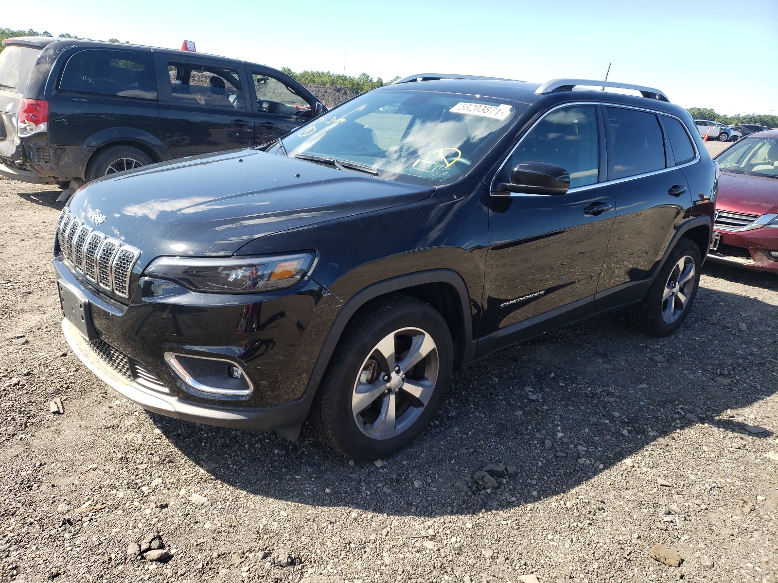 Photo 2 from auction – 2019 JEEP CHEROKEE L with VIN 1C4PJMDX0KD162376