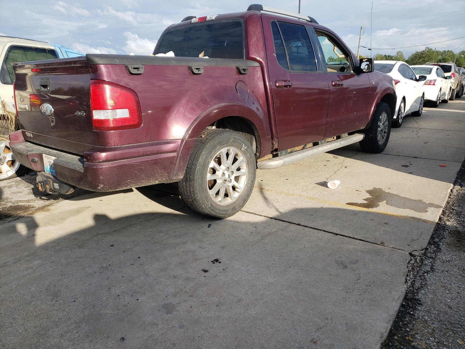 Photo 4 from auction – 2007 FORD EXPLORER S with VIN 1FMEU53887UA00853