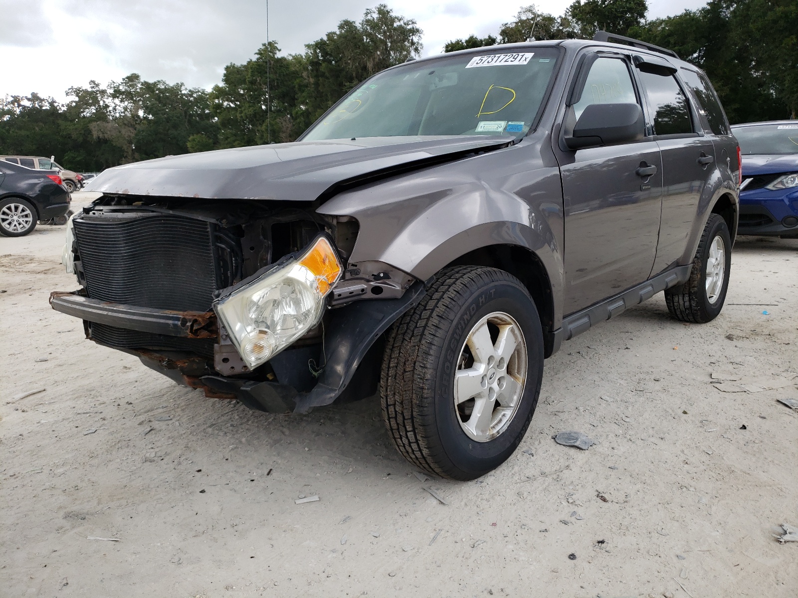 Photo 2 from auction – 2010 FORD ESCAPE XLT with VIN 1FMCU9DG4AKA72950