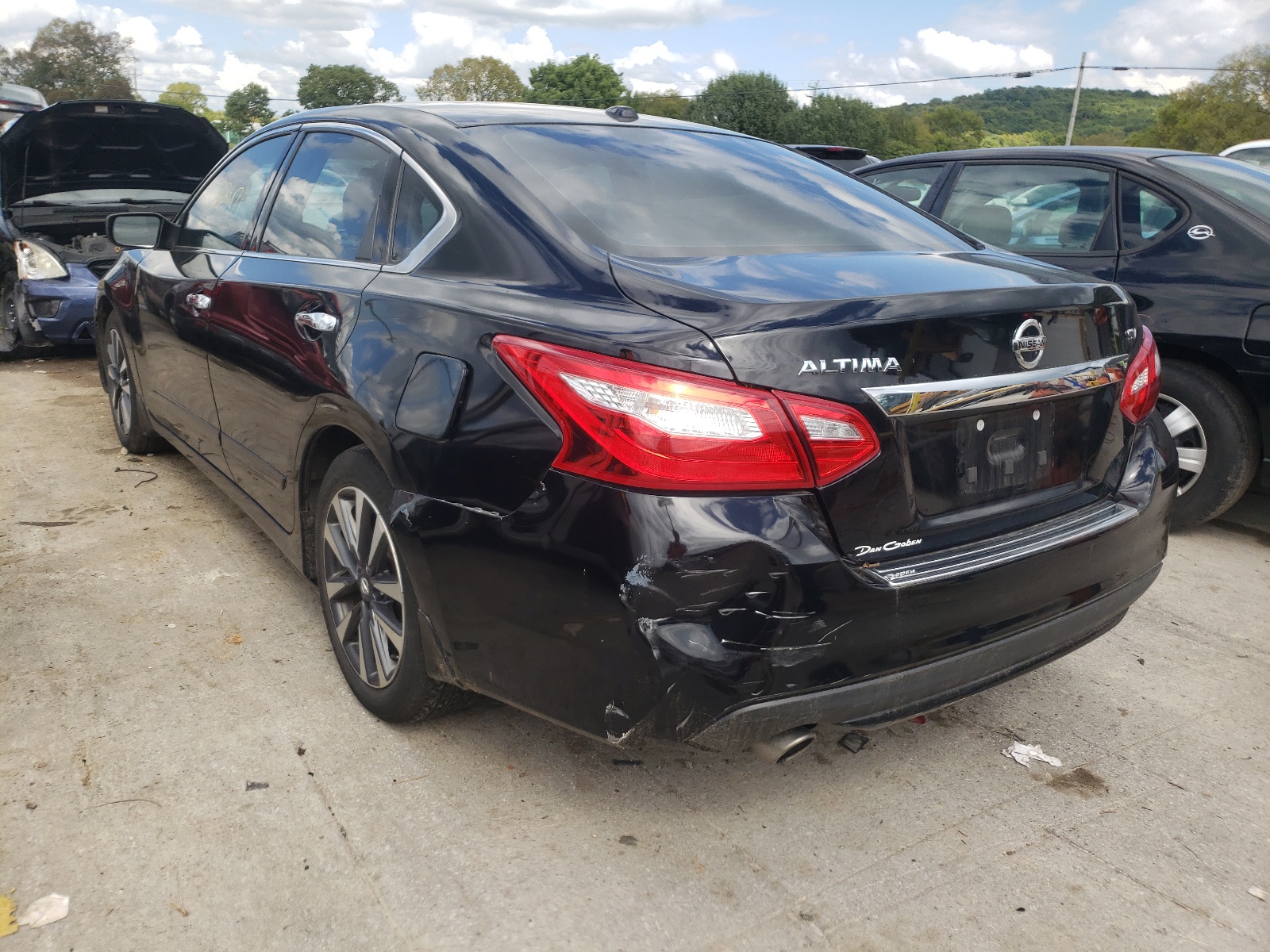 Photo 3 from auction – 2016 NISSAN ALTIMA with VIN 1N4AL3APXGC163780