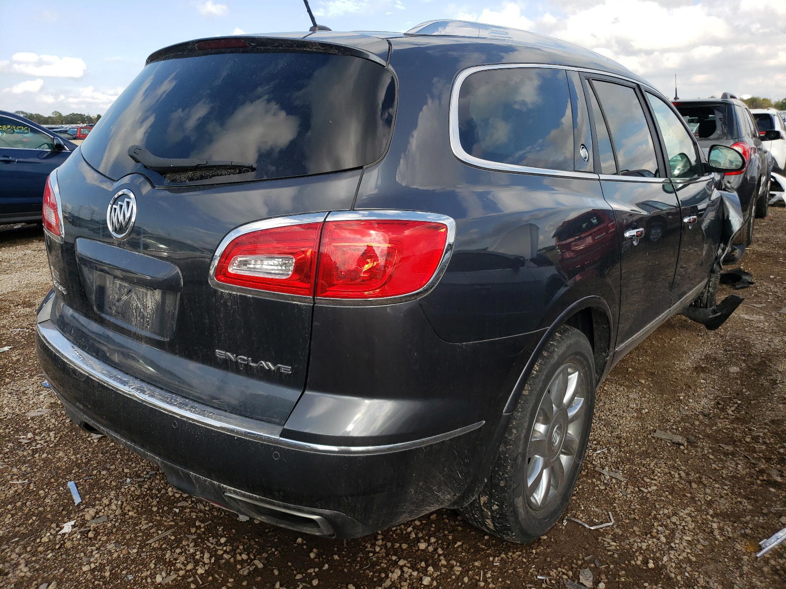 Photo 4 from auction – 2013 BUICK ENCLAVE with VIN 5GAKRCKD9DJ195906