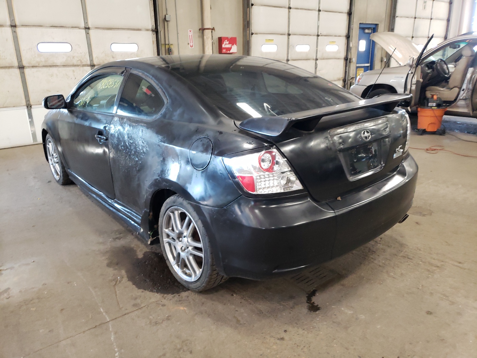 Photo 3 from auction – 2007 TOYOTA SCION TC with VIN JTKDE177X70150454