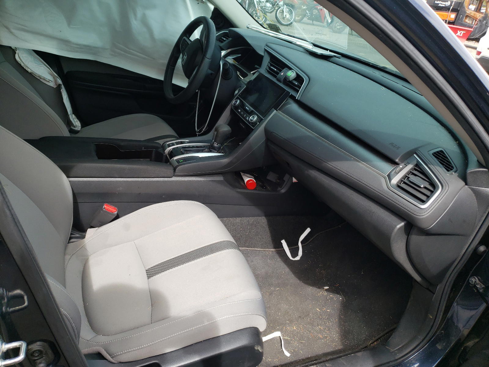 Photo 5 from auction – 2018 HONDA CIVIC EX with VIN 2HGFC2F76JH509980