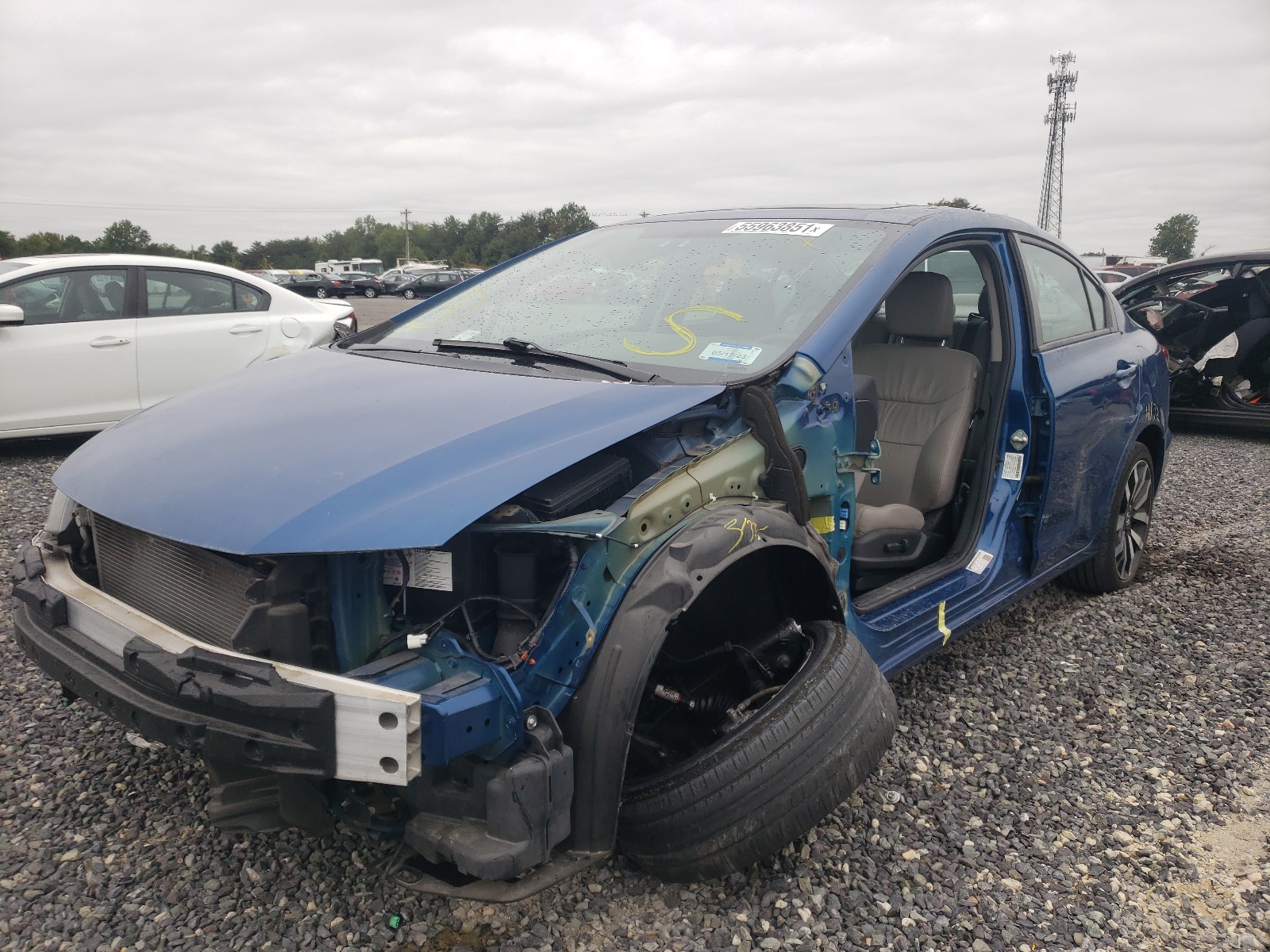 Photo 2 from auction – 2015 HONDA CIVIC EXL with VIN 2HGFB2F93FH504859