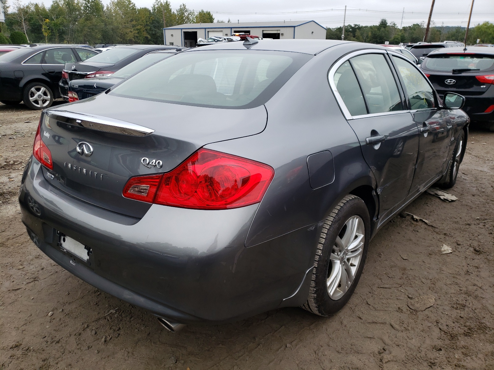 Photo 4 from auction – 2015 INFINITI Q40 with VIN JN1CV6AR7FM651418