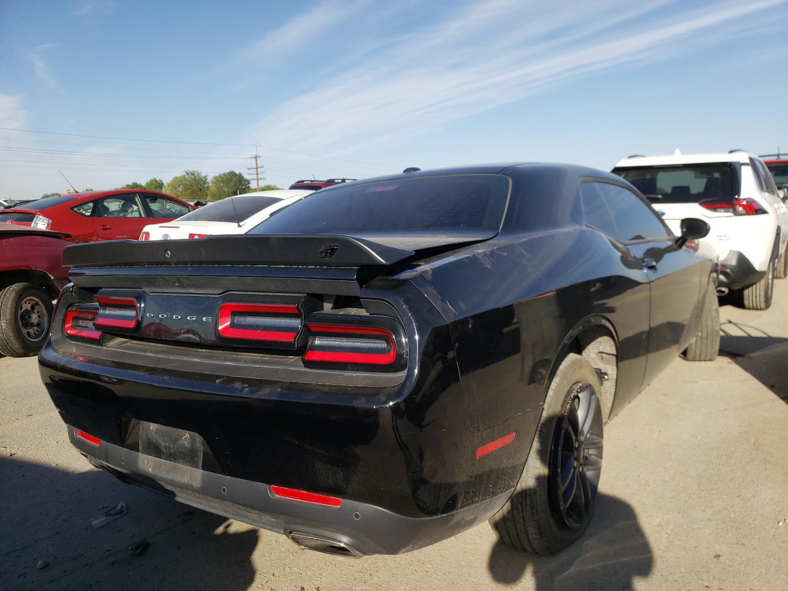 Photo 4 from auction – 2019 DODGE CHALLENGER with VIN 2C3CDZKG2KH604118