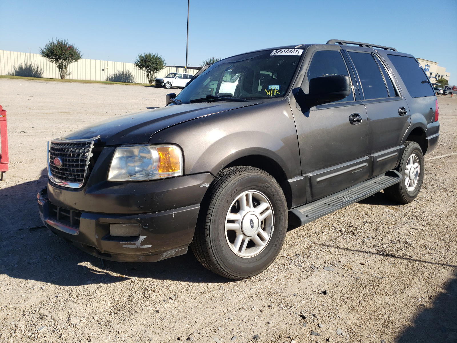 Photo 2 from auction – 2005 FORD EXPEDITION with VIN 1FMPU15585LA53673