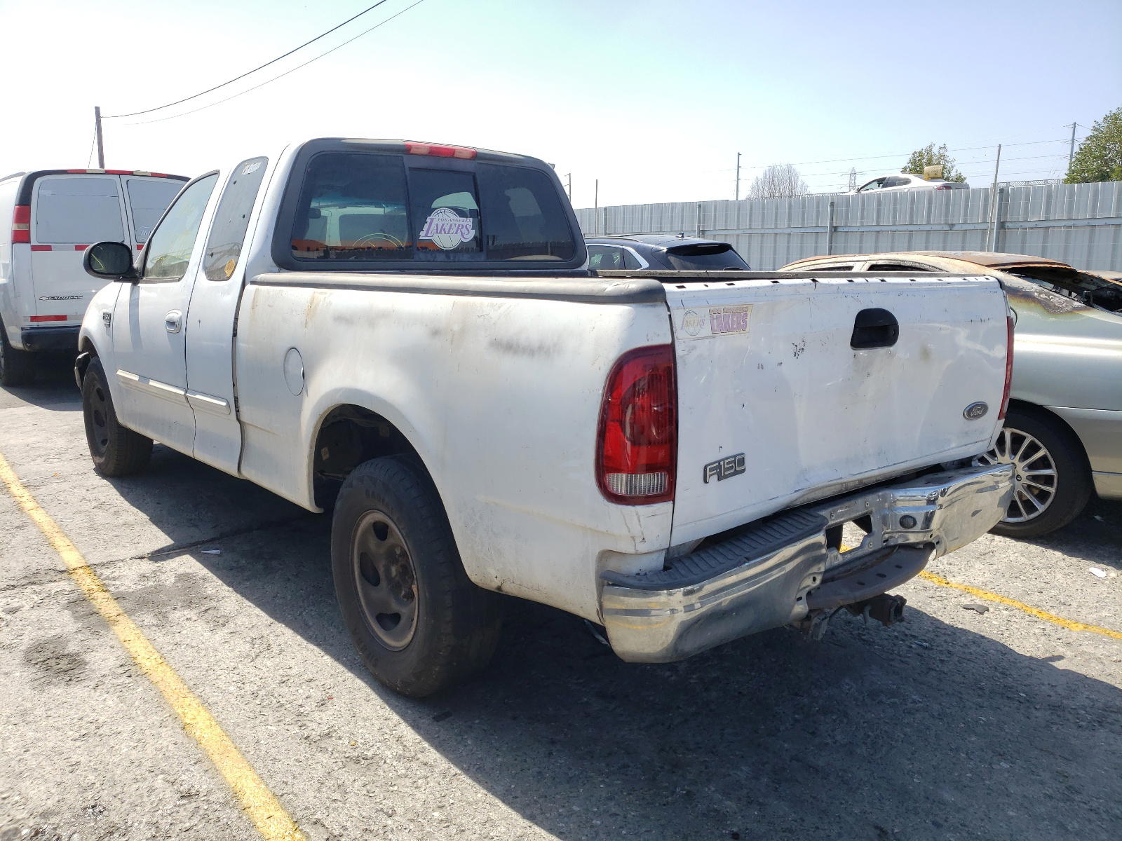 Photo 3 from auction – 2002 FORD F150 with VIN 1FTRX17W72KC52435