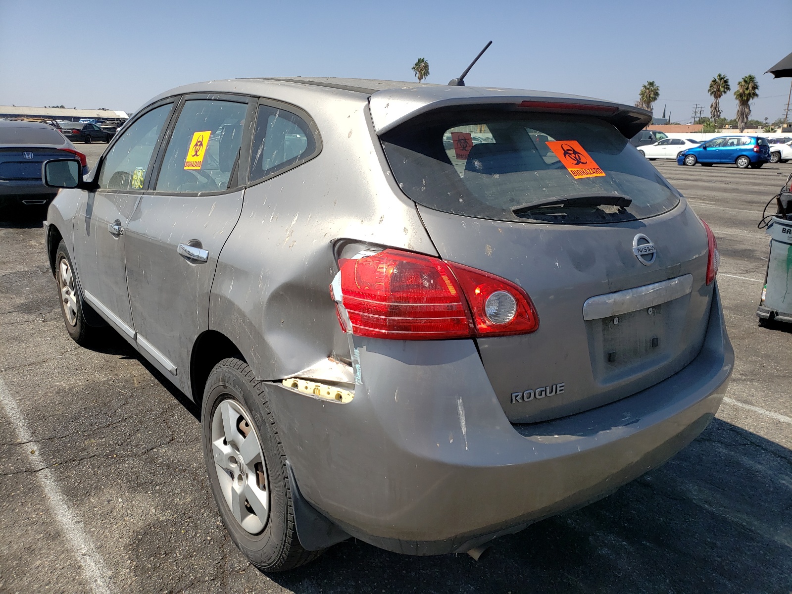 Photo 3 from auction – 2013 NISSAN ROGUE S with VIN JN8AS5MT1DW551366