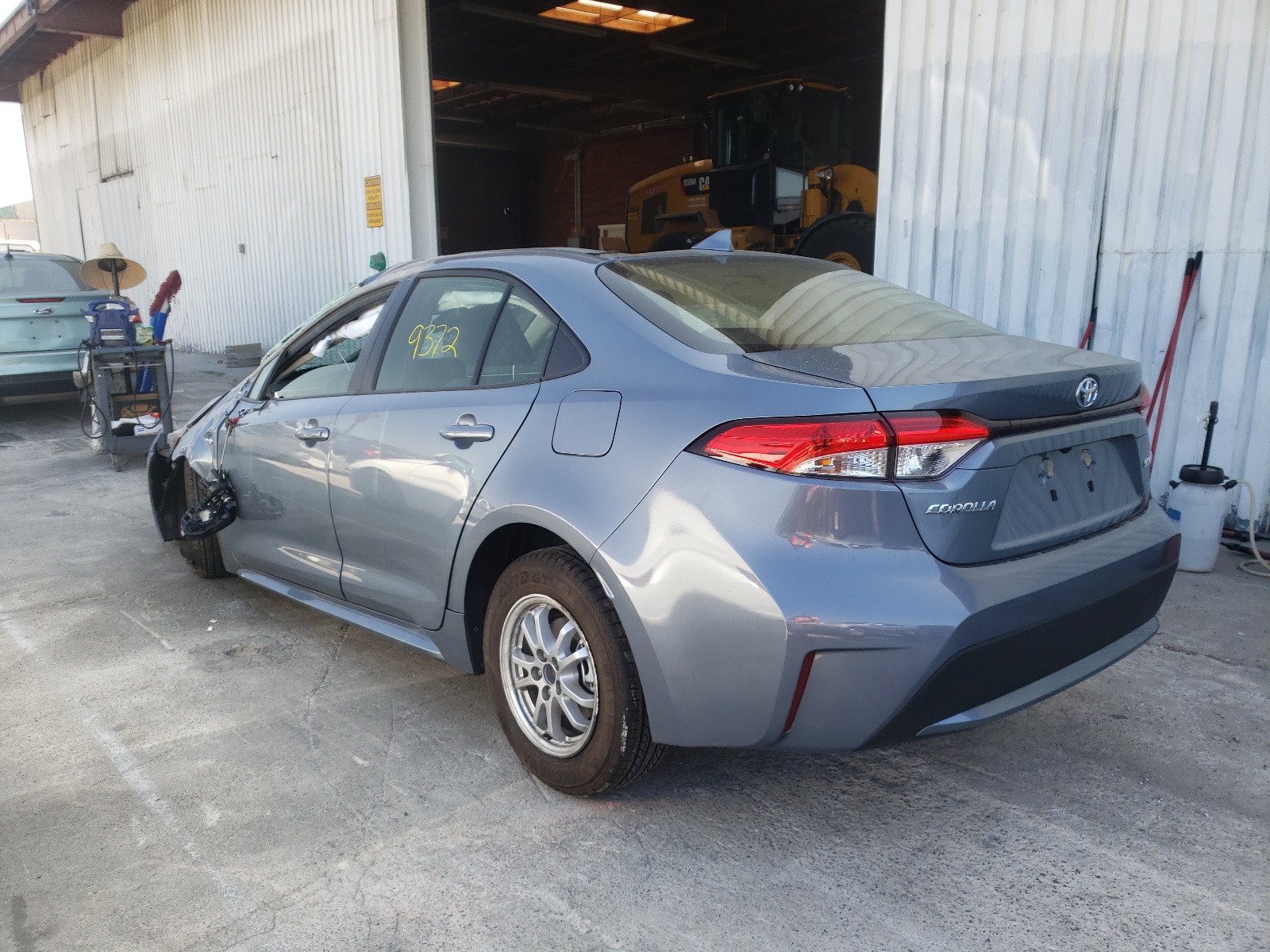 Photo 3 from auction – 2021 TOYOTA COROLLA LE with VIN JTDEAMDE7MJ027759