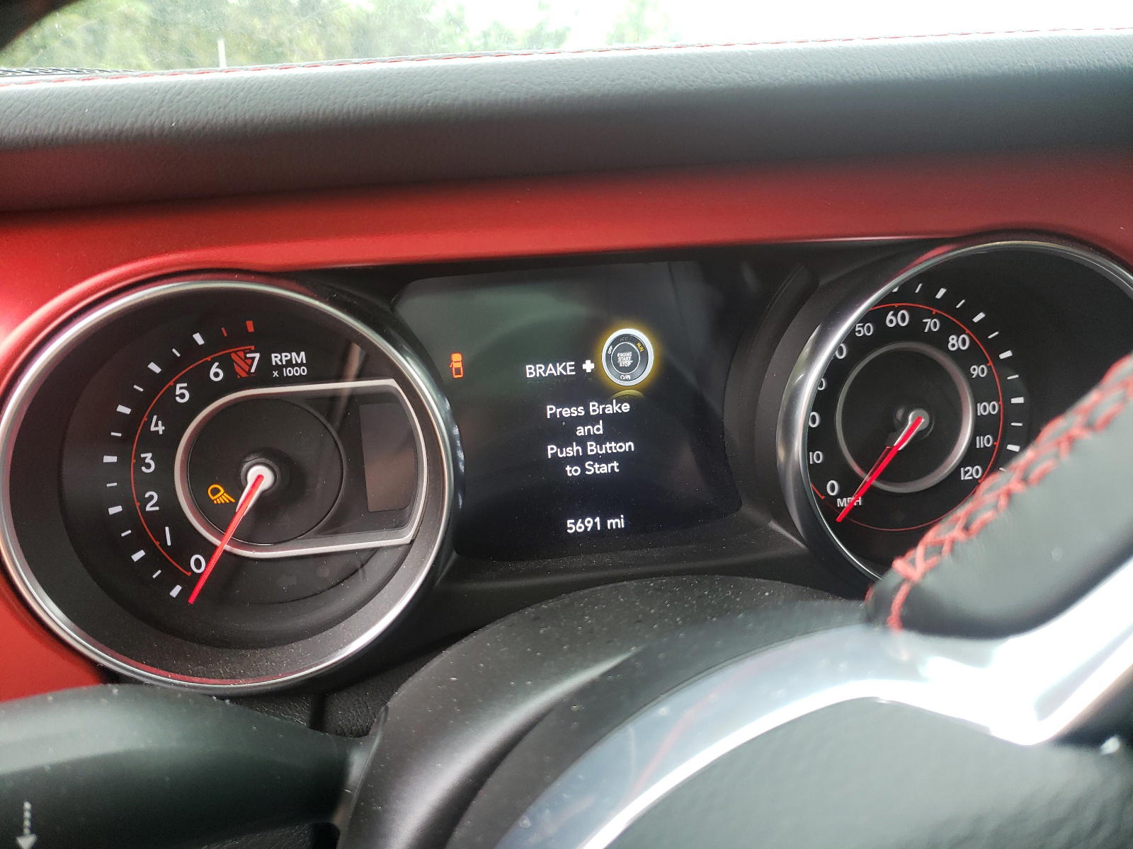 Photo 8 from auction – 2021 JEEP GLADIATOR with VIN 1C6JJTBG1ML561722