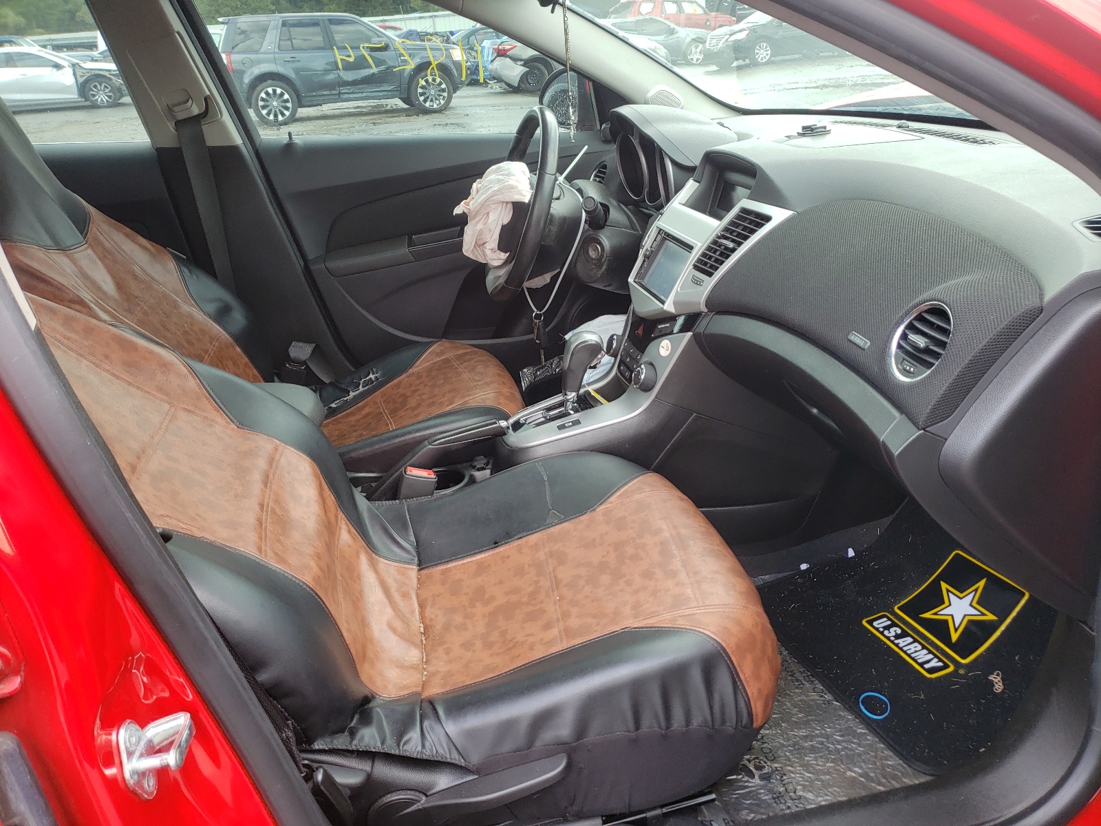 Photo 5 from auction – 2014 CHEVROLET CRUZE LT with VIN 1G1PC5SB9E7106519